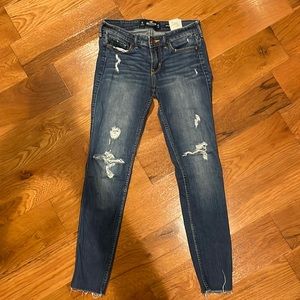 Juniors Hollister Skinny Jeans 1s (25x28)